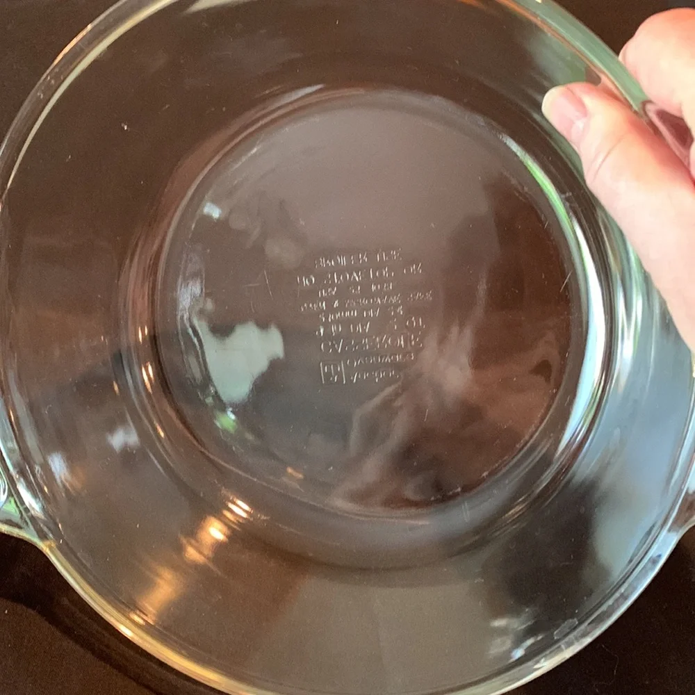 Anchor Hocking Casserole Dish, 2 quart